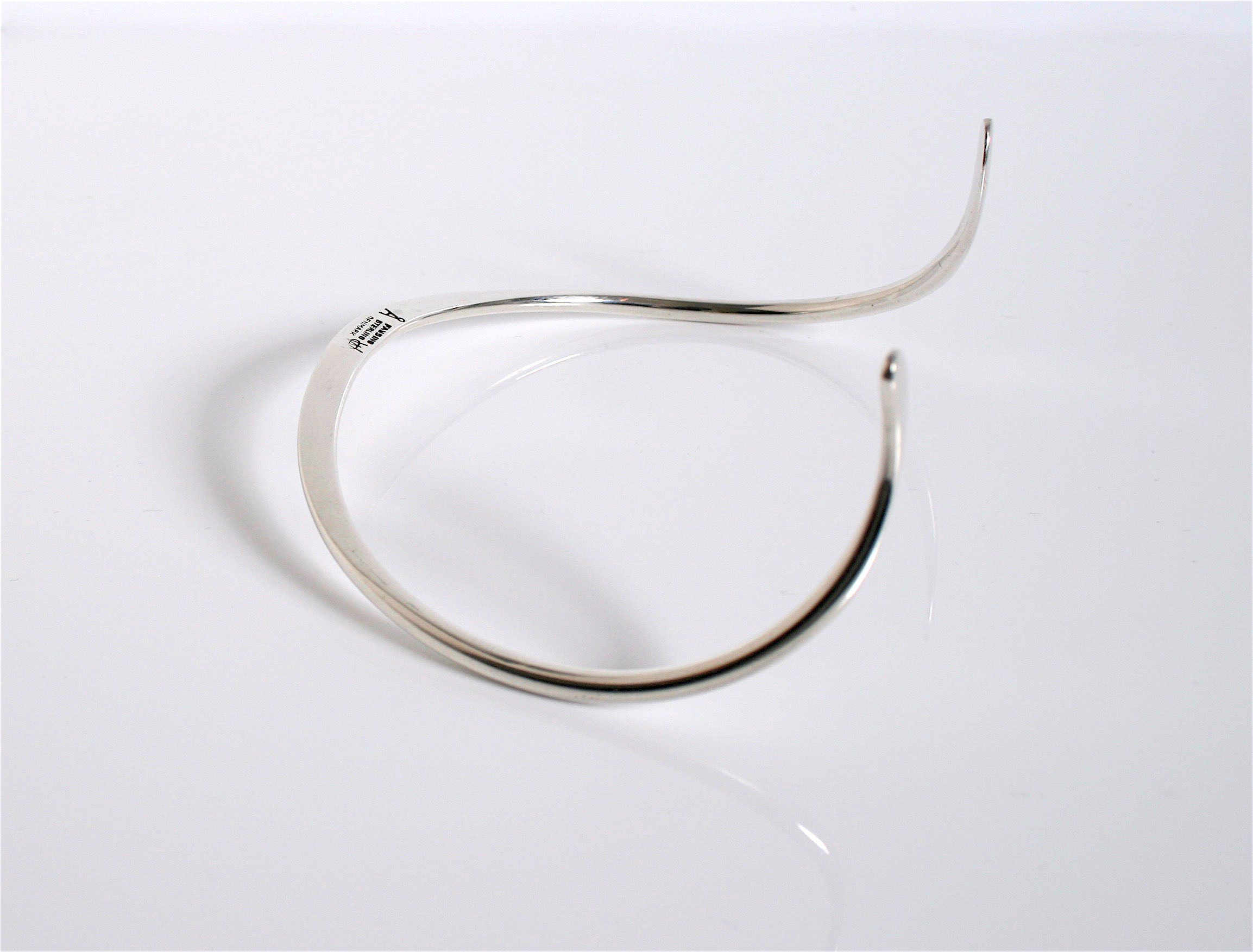 Stunning Sterling Silver Slim Neckring designed by Ove Wendt for Åge Fausing Denmark c.1970 signed OW Å Fausing Heavy solid piece